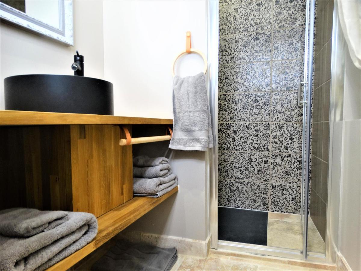 Chateau Montplaisir Charming B&B In Provence Valréas 外观 照片